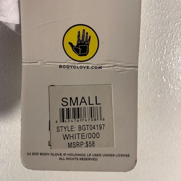 Body glove woman’s shirt  - Picture 3 of 4